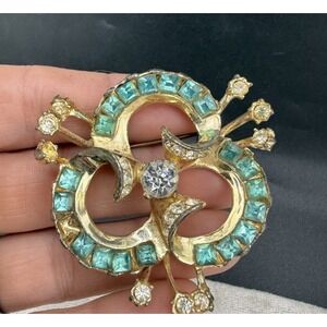 Vintage Rhinestone Brooch Aqua Gold Tone READ